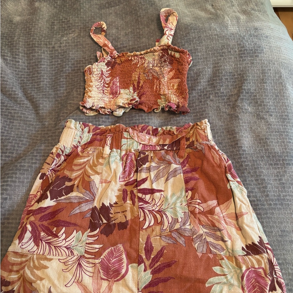 Aeropostale Pink and Orange Patterned Set